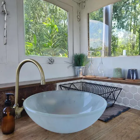 Couette-café Bateau Entre Lille Et Paris *