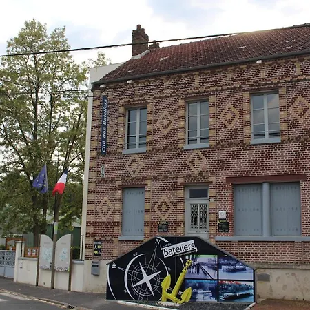 Bateau Entre Lille Et Paris * Thourotte